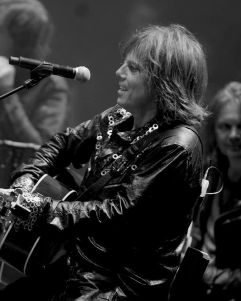 Europe

Happy Birthday Joey!🥳🥳🥳
It’s that time of year when we celebrate Mr. Tempest’s special day so please join us all in wishing him a good one!🎤🎧🎸
#europethebandrussianfanclub #europetheband #JoeyTempest #HappyBirthday