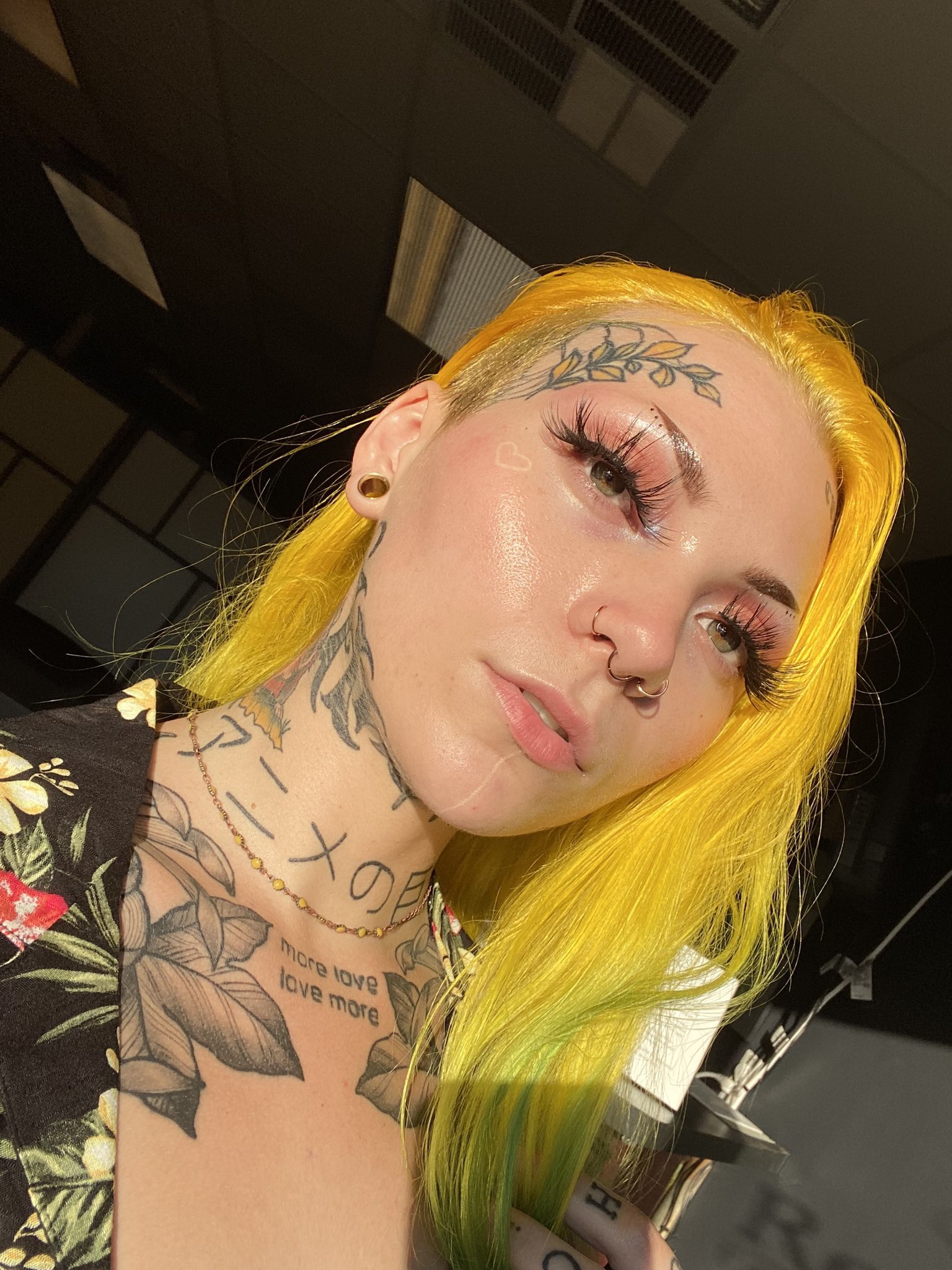 KingBooty on Twitter: "The Mega hottie and total badass tattoo artist