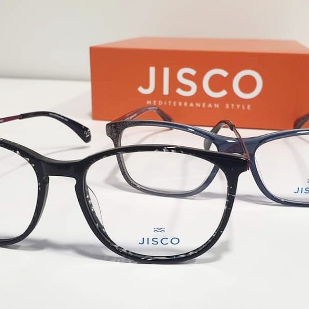 optileon's tweet photo. Jisco cuida todos los detalles, como nosotros, hasta la funda de las gafas nos parece genial! https://t.co/ymgm3WgaLa
