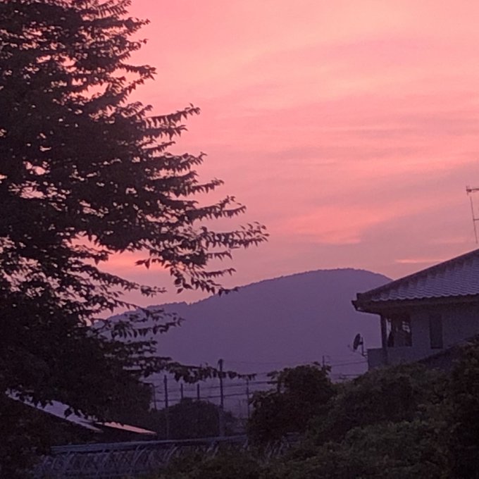 美しい夕焼け空のtwitterイラスト検索結果