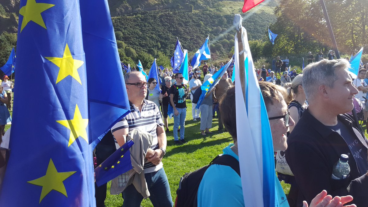 Never in our lifetimes has our democracy been so under threat. We in the European Movement in Scotland are an avowedly pro-EU group, drawing support from across society and all political parties. Thread (1)
