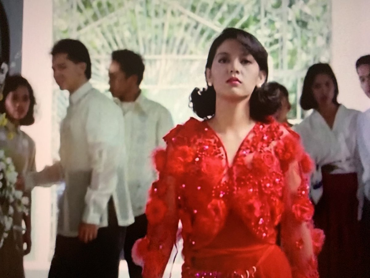 DiamondStarNews's tweet photo. Grabe pinagdaanan ni Marissa sa loob ng kulungan ready na sya magtransform sa susunod na episode. IN THE FLESH! Red talaga color of revenge kaya tingnan nyo Inay Mary dito sa IPLAM. Jodi Sta Maria & Maricel Soriano in their bloody RED revenge outfits
#ASIAApangako https://t.co/pH0I0fFcGe