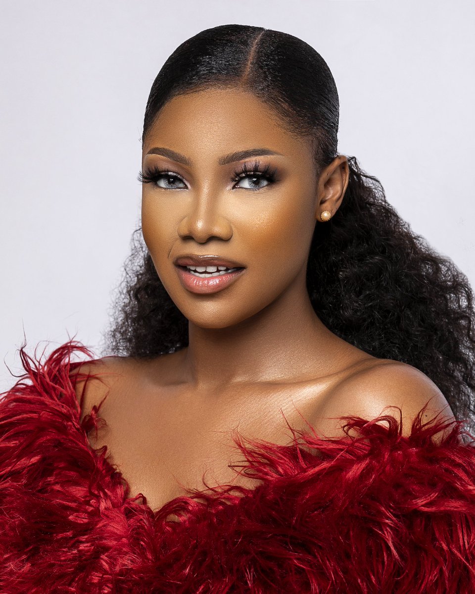 Symply_Tacha's tweet photo. If they don't like you being YOURSELF. Be YOURSELF even MORE📌🔥🌶️🔱

#TachaTheStandard https://t.co/J8MlCskf0c