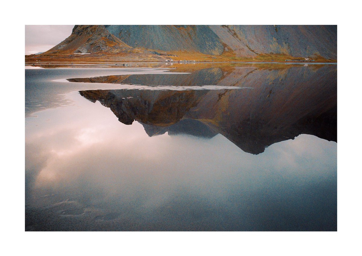 ioegreer's tweet photo. iceland on 35mm #leicam6 https://t.co/0UDPtkqgjE