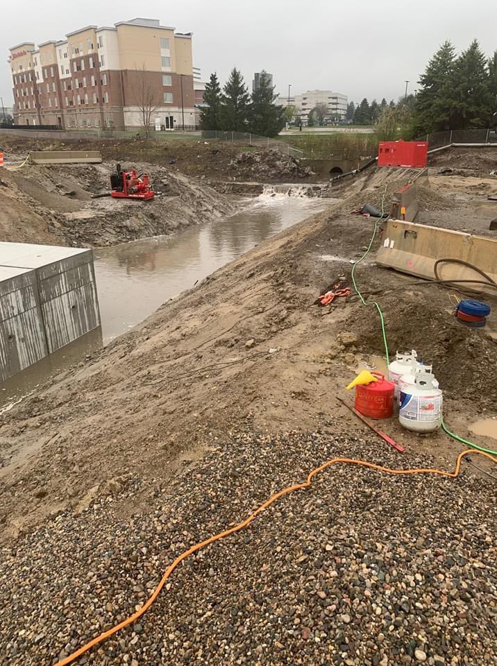 SSIMichigan's tweet photo. SSI's Inspection and Testing Team working on I-75 to create box culvert lane drain extensions. #surveyingsolutions #testingandinspection #I75Project https://t.co/gV1968kMvk