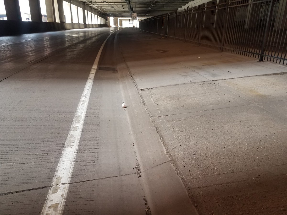 Hey <a href="/Twins/">Minnesota Twins</a> ,
I just found this baseball on the side of the road on 394 west entry ramp right under Target Field. Any idea of who of the #BombaSquad  put it there?
Given that's near the left field corner, my guess is <a href="/EddieRosario09/">Eddie Rosario</a>
🤷‍♂️
