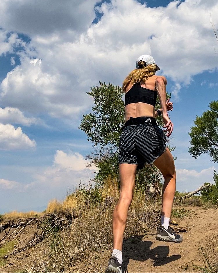 runcamille's tweet image. It’s a tremendous amount of repetitive stress doing circles on flat asphalt for 6 days 😬🏃‍♀️🏃‍♀️🏃‍♀️! I’m hoping to become the first woman to hit 600 miles in 6 days. There’s only so much you can do to prepare without overtraining....