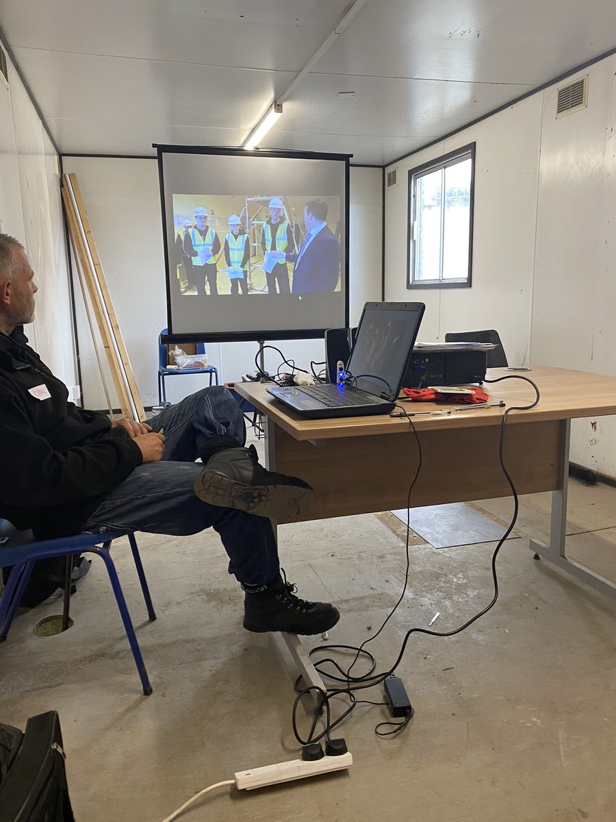 vertecscaffold's tweet photo. Pasma Training day at Vertec HQ 🤙🏼
Every day is a school day
#safeaccesstohighplaces https://t.co/FXiTN7Ak7S