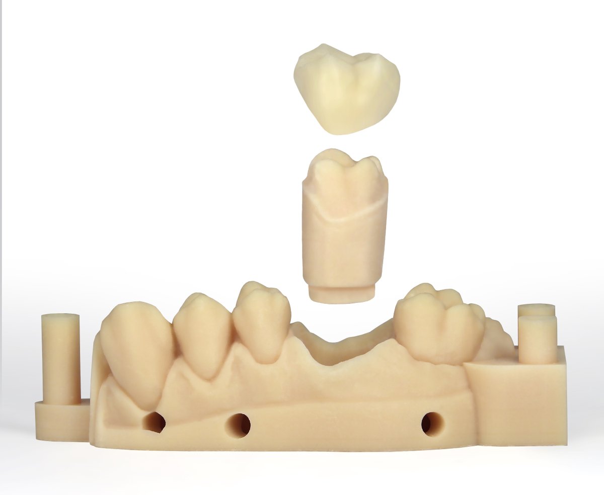 EnvisionTEC's tweet photo. Make your practices far more efficient by investing in the #EnvisionTEC 3D printer. A #highaccuracy3Dprinter can help dramatically shorten delivery times, improve service levels, while also potentially reduce cost and create perfect fitting #aligners in minutes! #EnvisionOne https://t.co/R9Uygkfs5b