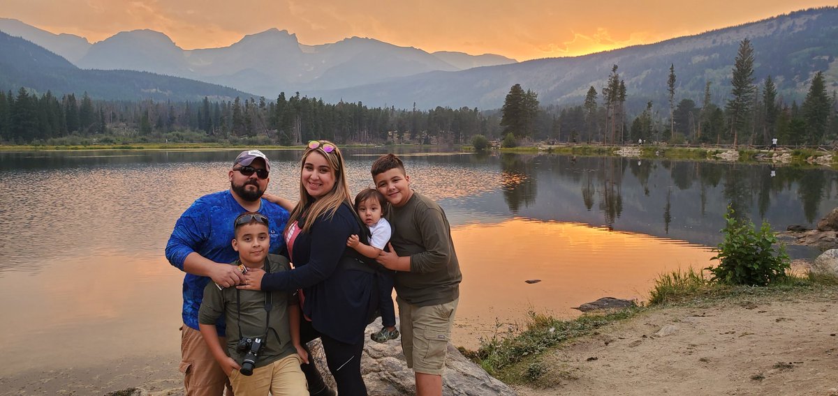 NoraGarcia4th's tweet photo. Last minute road trip to Rocky Mountain National Park🗻 Enjoyed and loved every minute of it! A little gateway before the craziness of work and school! @RockyNPS #roadtrip #stayedsafe 💙💙- we took precautions, masks, social distancing, and hand sanitizer.#FamilyFunTime https://t.co/HHhwGao6cv