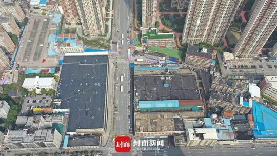 9. The Fate of the South China Seafood Market?Earlier, there was news that "the South China market will completely disappear." The staff member responded, "The hoarded items on the site will be disposed of. Of course, the main building will not be demolished."