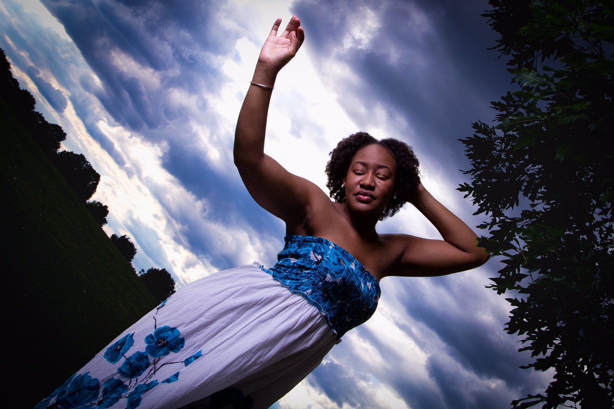 time to change tweet media