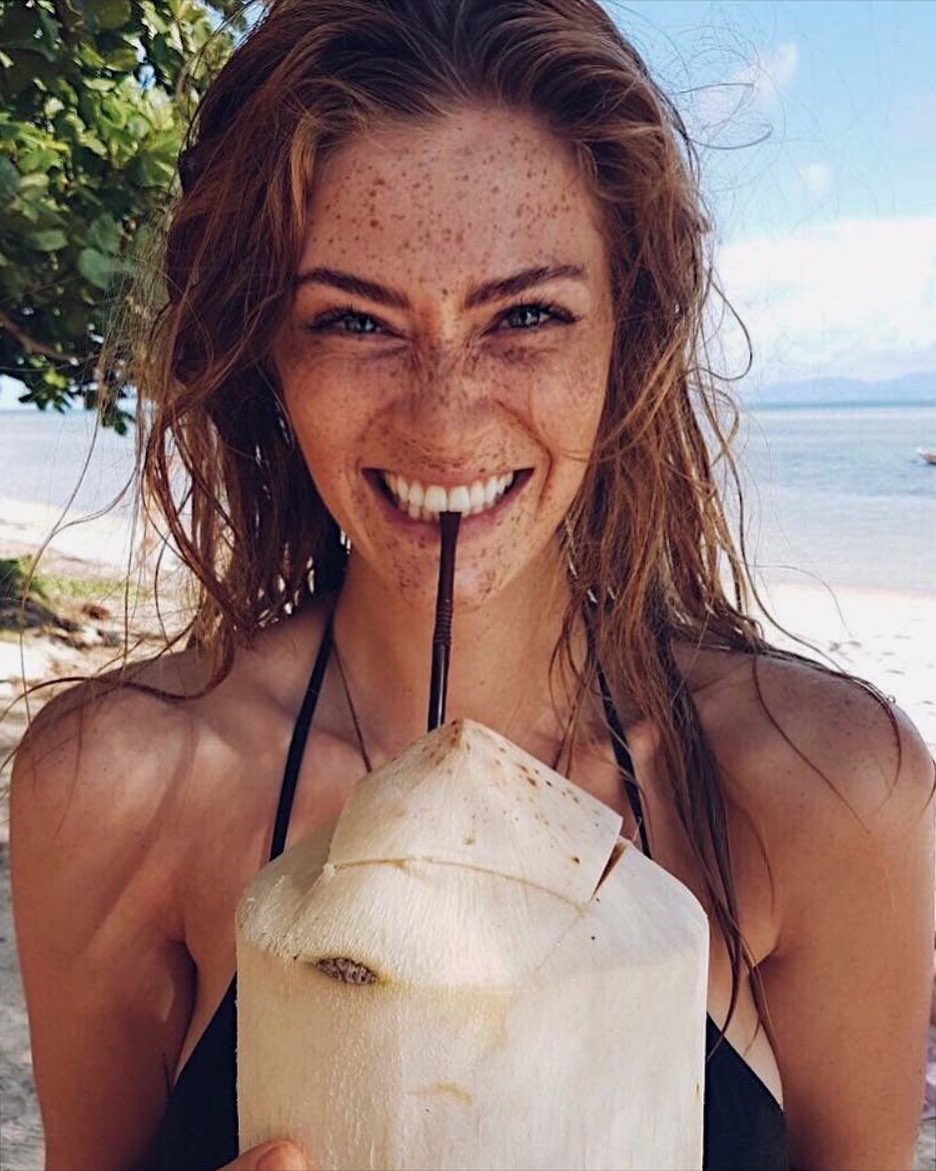 Megan (@meganbartonhan) on Twitter photo 