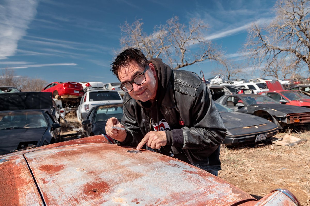 Stream an all-new episode of <a href="/RoadkillShow/">Roadkill</a>’s <a href="/junkyardgold/">junkyardgold</a> NOW on the @MotorTrendApp >> bit.ly/2PRUjVf #junkyardgold ⁠