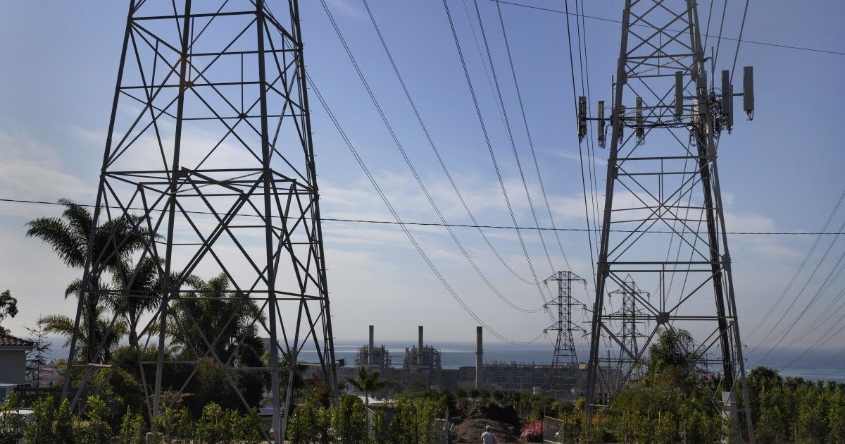 SunbridgeSolar's tweet image. State’s Public Utilities, have a disproportionate amount of control over you, and your ability to consume energy as you need it. Turning your roof into a personal power plant is just one way of gaining independence and security over your energy supply! buff.ly/3iZQgT9