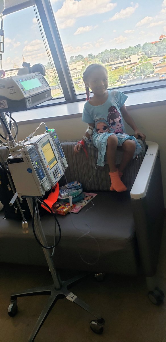 JadePandora1's tweet photo. #mystrongJourney #sicklecellwontwin
My Journey was in the hospital for two days with low blood. We are leaving today. She had two blood transfusions and she still isn't complaining. 😇😇😇 GOD IS GOOD. https://t.co/nFVmp98skG