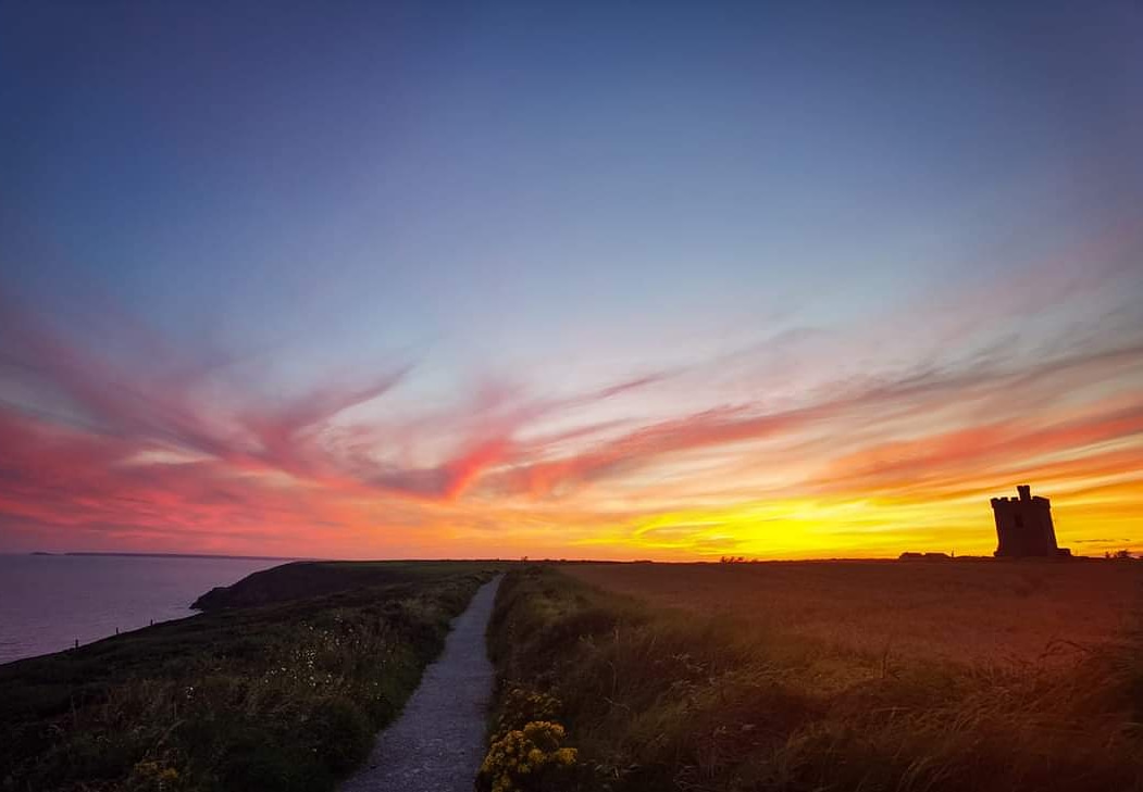 Ardmore Cliff Walk last night - the calm before the storm #StormEllen