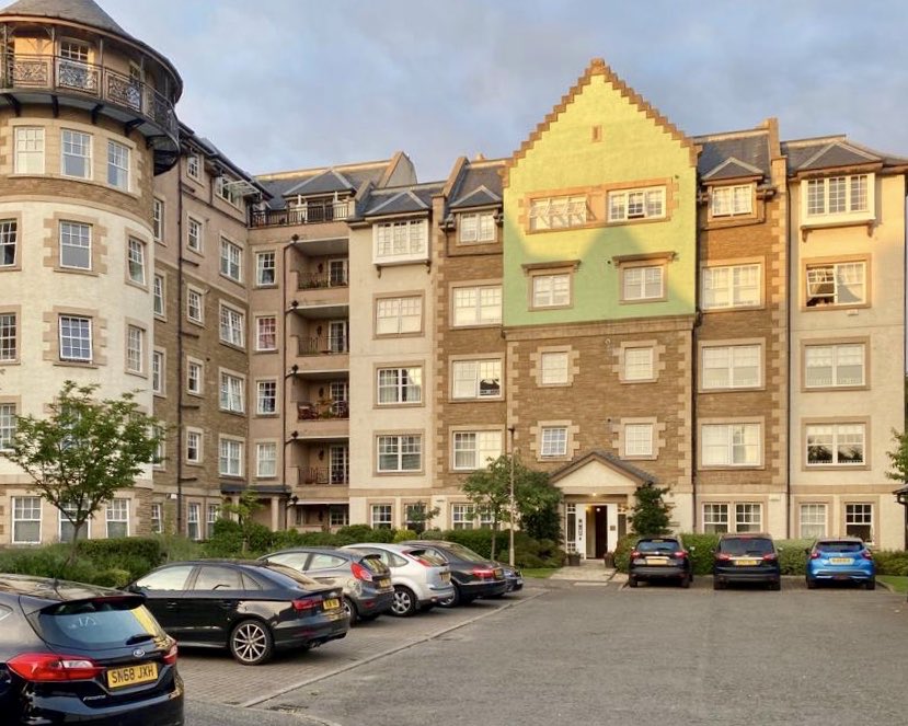 We finished this exterior painting project in #Edinburgh last Friday. Our operatives worked their way through the fascia, soffits, 996 windows, balconies, entrances and garages on this development of 95 apartments.

#painting #painters