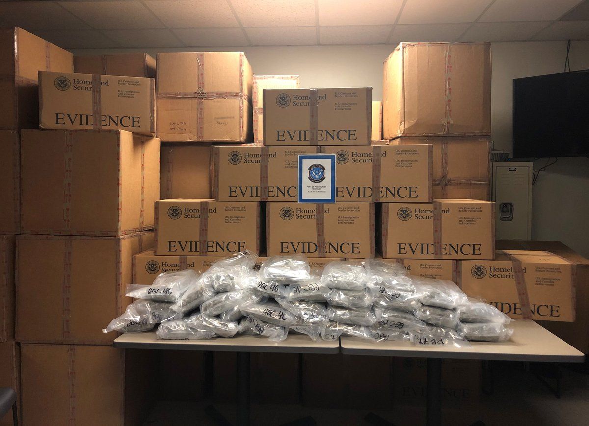 CBP officers at the Blue Water Bridge in Port Huron (MI) seized over ...