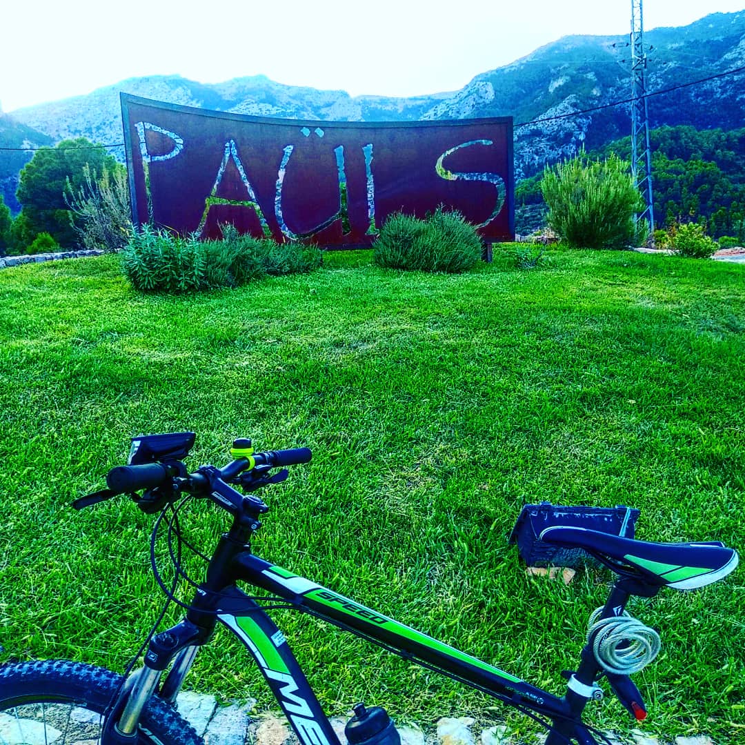 Kaesar14's tweet photo. Avui fins el poble de les cireres! 
A poc a poc anem pedalant i pedalant 🚴‍♂️🚴‍♂️.
.
.
#Paüls #BaixEbre #TerresDeLEbre #Raconsde_terresdelebre #Igersebre #somebre #turismeebre #EstiuDePandemia #estiu #semosfadenit https://t.co/uPishijuPw