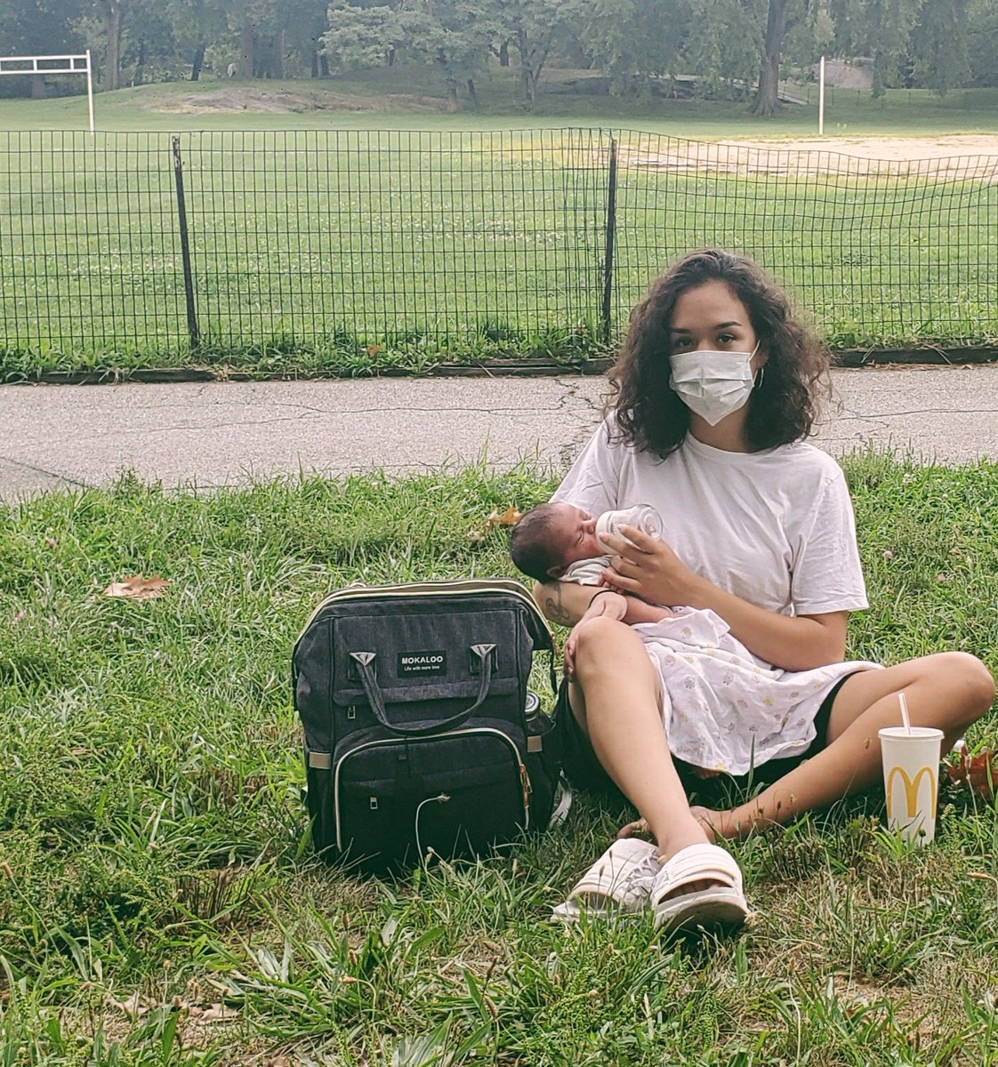 jaygweets's tweet image. my mom hardly got pics with me as a baby cause she was always taking them so this was a must 🥰