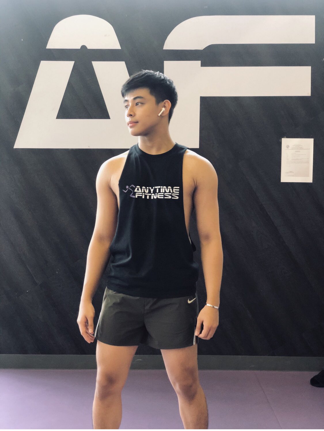 Anytime fitness deals tank tops