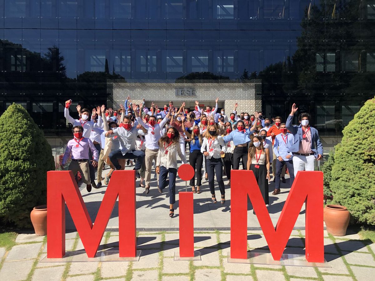 iesebschool's tweet photo. #IESEmim students came together yesterday morning for an orientation kicking off the school year. 

Welcome to all the young students and future leaders looking to launch their #business careers at #IESEMadrid! https://t.co/0VX4Y9ycXG