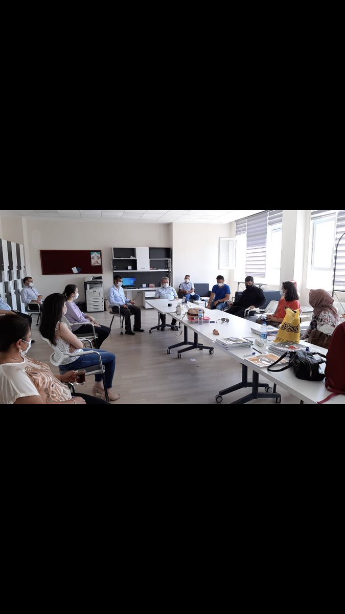 PursaklarMem's tweet photo. İlçe Milli Eğitim Müdürümüz Mustafa KILIÇGİL Dede Korkut Anadolu Lisesini ziyaretinde İnternet altyapısı ile ilgili süreci hızlandırma görüşmeleri yaptı . Öğretmenlerimizle uzaktan eğitim ve ihtiyaçlarla ilgili istişarelerde bulundu . https://t.co/XlkexU1qxz