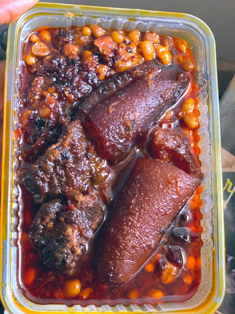 chefdejuree's tweet image. We are happy to announce that we have started selling here in port Harcourt for just N1,000 naira with a fixed delivery fee of N250 pls come and patronize 🙏🏻 help us retweet!
#RevolutionNow #BBNaijia2020 #samklef #EricaIsMe #EnoughIsEnough #Buhari #portharcourt #HEATTwitter