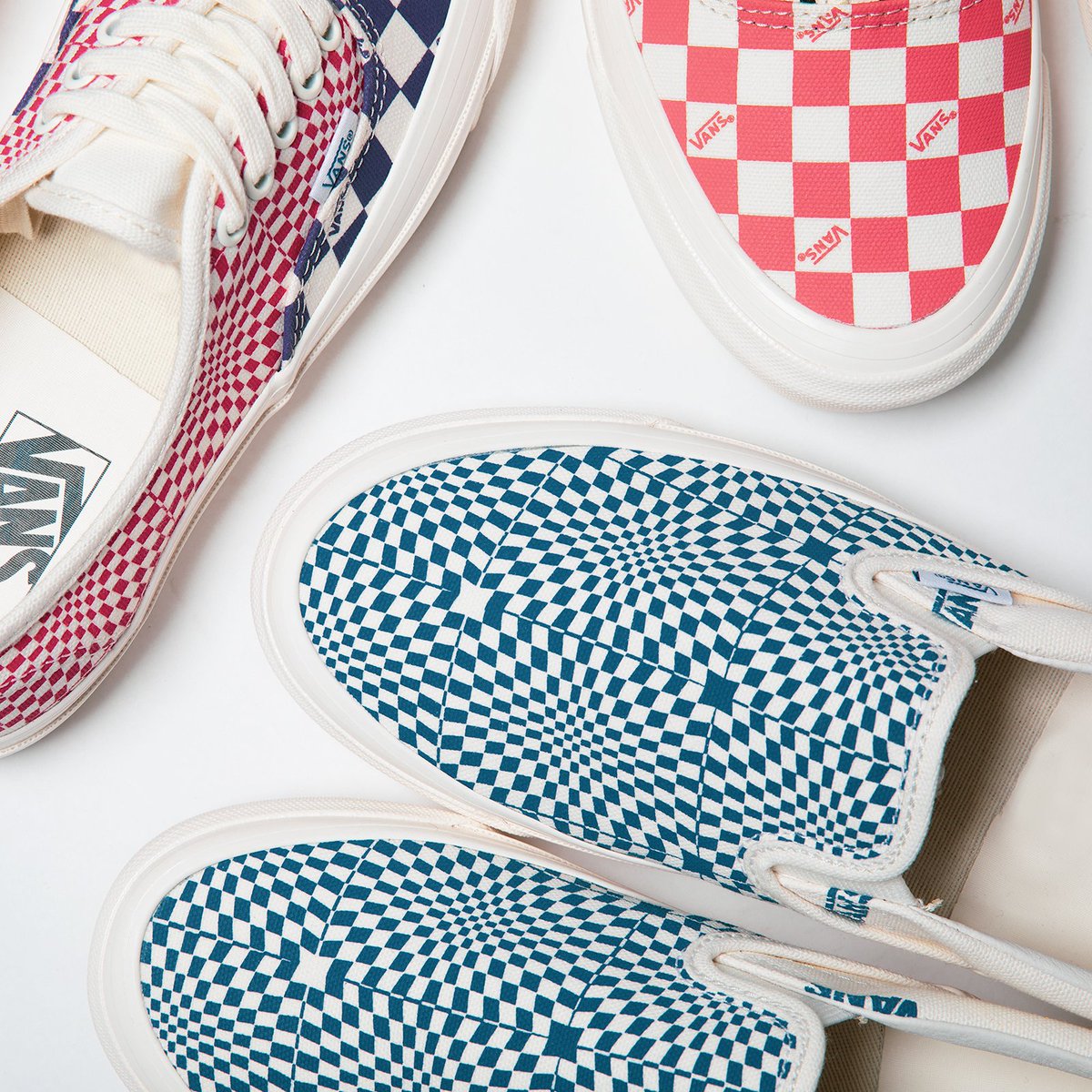 illusion checkerboard vans