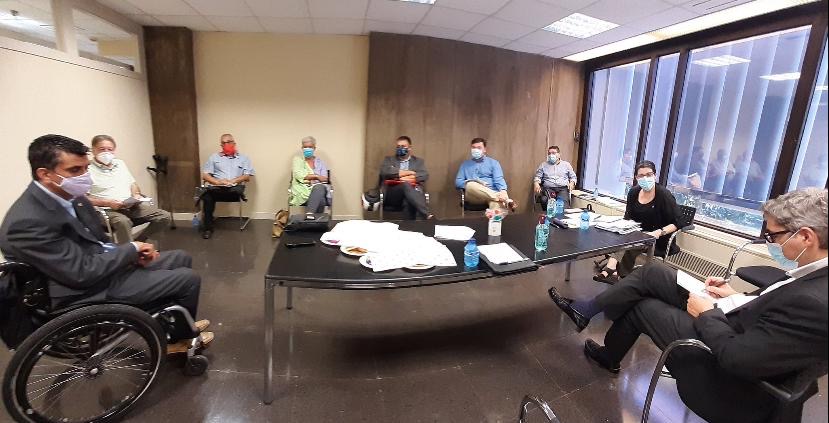 Reunión de la Junta Directiva de <a href="/CocemfeBCN/">Cocemfe Barcelona</a> con Joan Ramon Riera,  regidor Persones amb Discapacitat <a href="/bcn_ajuntament/">Ajuntament de Barcelona</a> 
Interesante primer contacto y mucho mucho trabajo por hacer. En esta ocasión la directora de la fundación participó representando a la Fundación