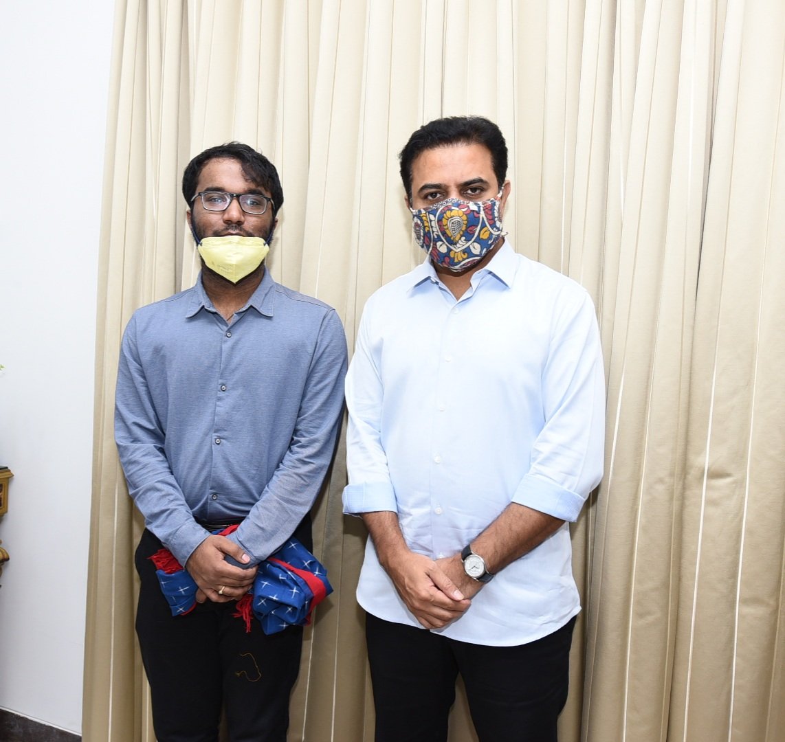 Minister @KTRTRS appreciated the math whizkid @bhanuprakashjn for winning first-ever Gold for India in the Mental Calculation World Championship at the Mind Sports Olympiad in London and emerging as the fastest human calculator in the world.