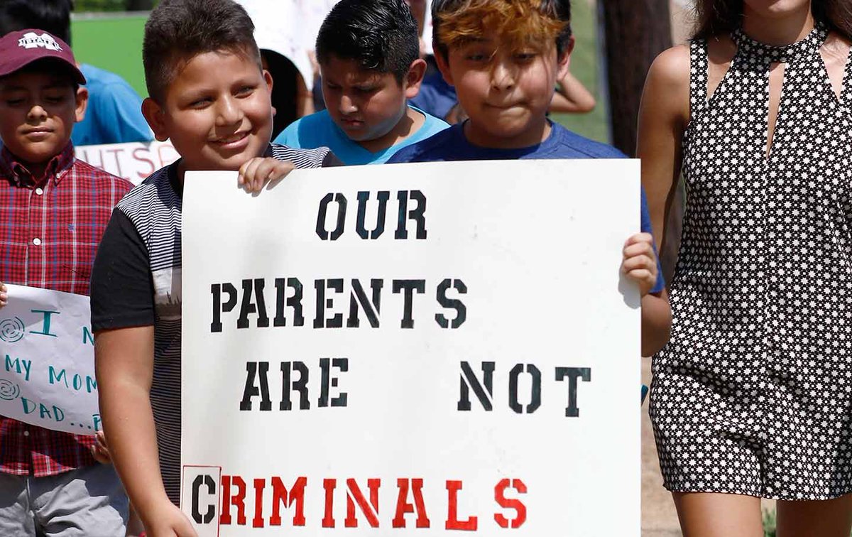 fabi30211's tweet photo. Many times we do not realize the different citizen statuses under one household and the manners they affect families as a whole including with work and school #CCCAS10B https://t.co/dIVvGe9P0J