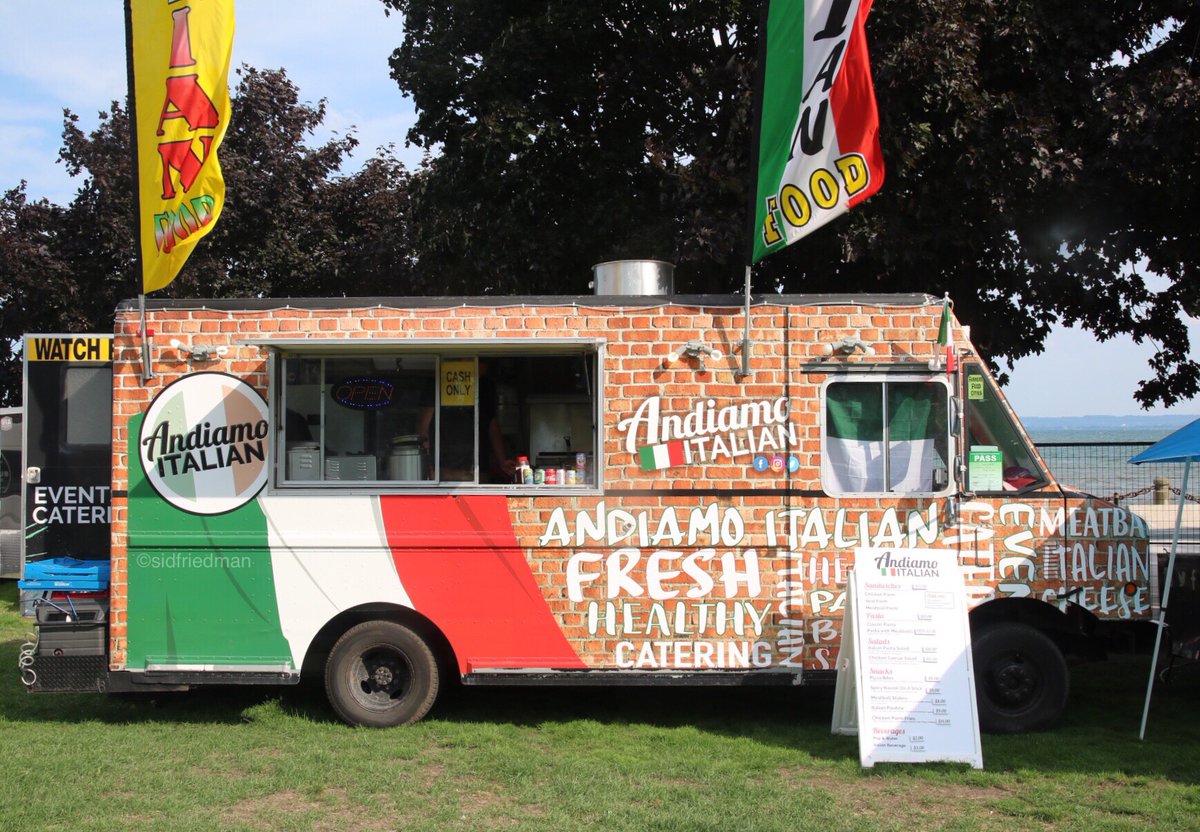 Thursday's Street Food Locations: tinyurl.com/y6rm3ol9 #FoodTruckEats #Toronto #Oakville #BurlON #HamOnt #Niagara#WRAwesome #LdnOnt #Whitby #Ottawa #OntStreetFood
<a href="/AndiamoItalian/">Andiamo Italian</a> 
photo: <a href="/Sidman/">Sid Friedman</a>