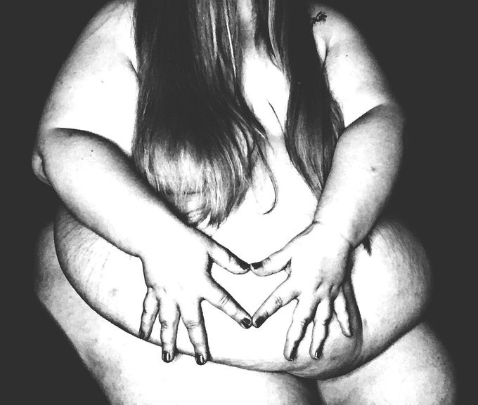 Belly love .. rt ❤️ https://t.co/DQYvTpczpF