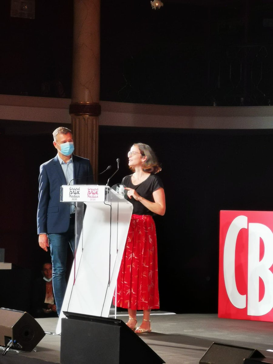 radiofrance's tweet photo. #GPDM2020 La Terre Au Carré le rendez-vous quotidien sur les questions du développement durable et de l'écologie par @mathieuvidard avec @CamCrosnier sur @franceinter remporte le prix de la meilleure émission 🌎 #LaTac
https://t.co/2Ngm1NDMqE https://t.co/L2osHbmWsJ