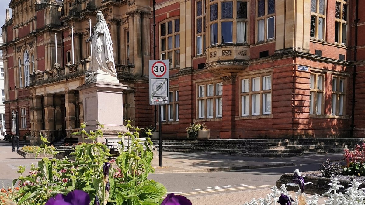 £200 grants for green groups in Royal Leamington Spa. Download a form here: leamingtoninbloom.co.uk/wp-content/upl