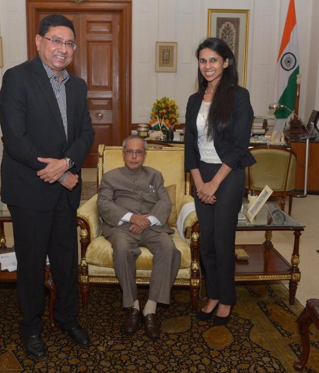 Tall Leader Larger than Life.  He Could Smell d Thoughts Going Inside U. Once Took Daughter Preeyam to Rastrapati Bhawan . After One Photo, Looking at Preeyam He asked Do You Want one More.Such was his Deep Eyesight .We Have Lost A Living Legend Who Made Us Proud Internationally!