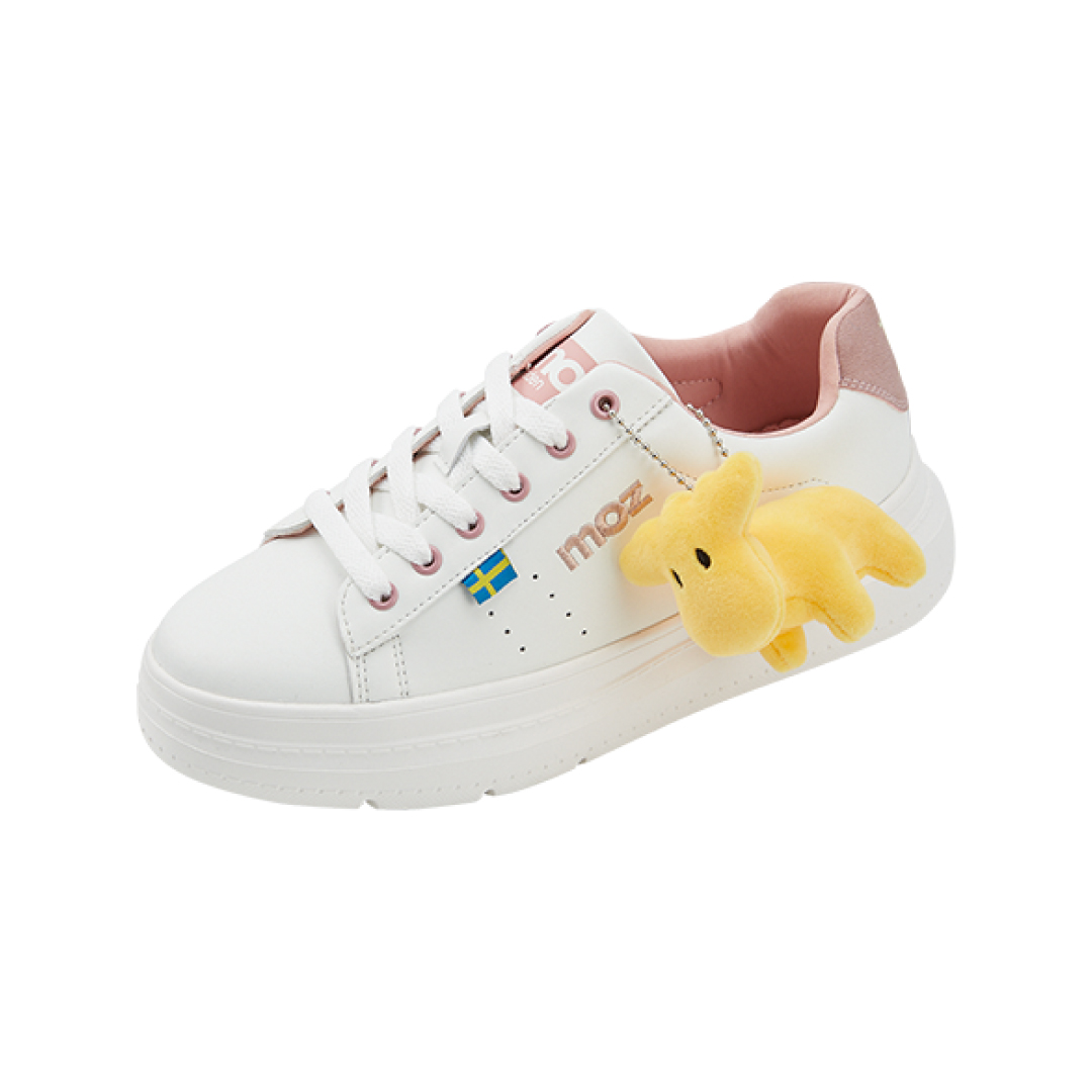 アベイル しまむらグループ בטוויטר アベイル のレディースシューズをご紹介 優しい表情が可愛くて人気な Moz のスニーカーです 普段使い抜群な 中綿クロッグ 秋コーデには欠かせない スニーカー エルクのチャーム付き 厚底スニーカー 好きなカラーを