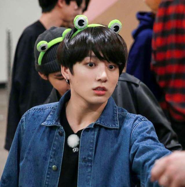 Fuck it, Son Chaeyoung and Jeon Jungkook as each other - a thread