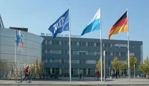 Daniel Rueckert tweet media