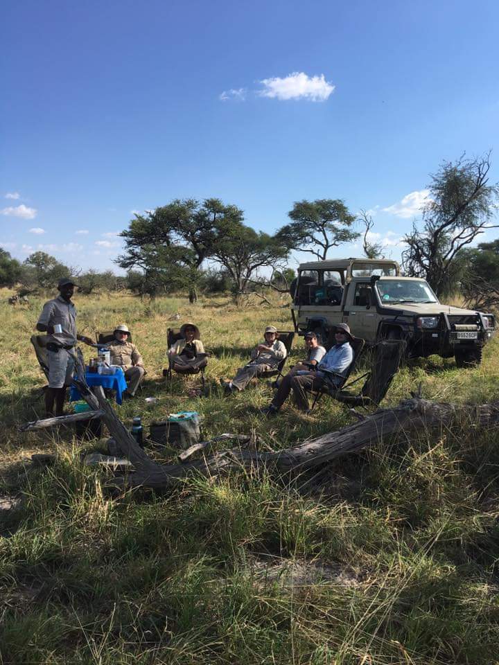 tebogobasuti's tweet photo. Lucky Bush Camp is giving away 2 nights stay in kasane to two lucky couples. This is inclusive of 3hrs boat cruise in the afternoon &amp; 3hrs game drive in the morning. Like thr Facebook page, tag 6 friends RT with #LuckyBushCamp &amp; like this tweet. https://t.co/npaX9NZwfR