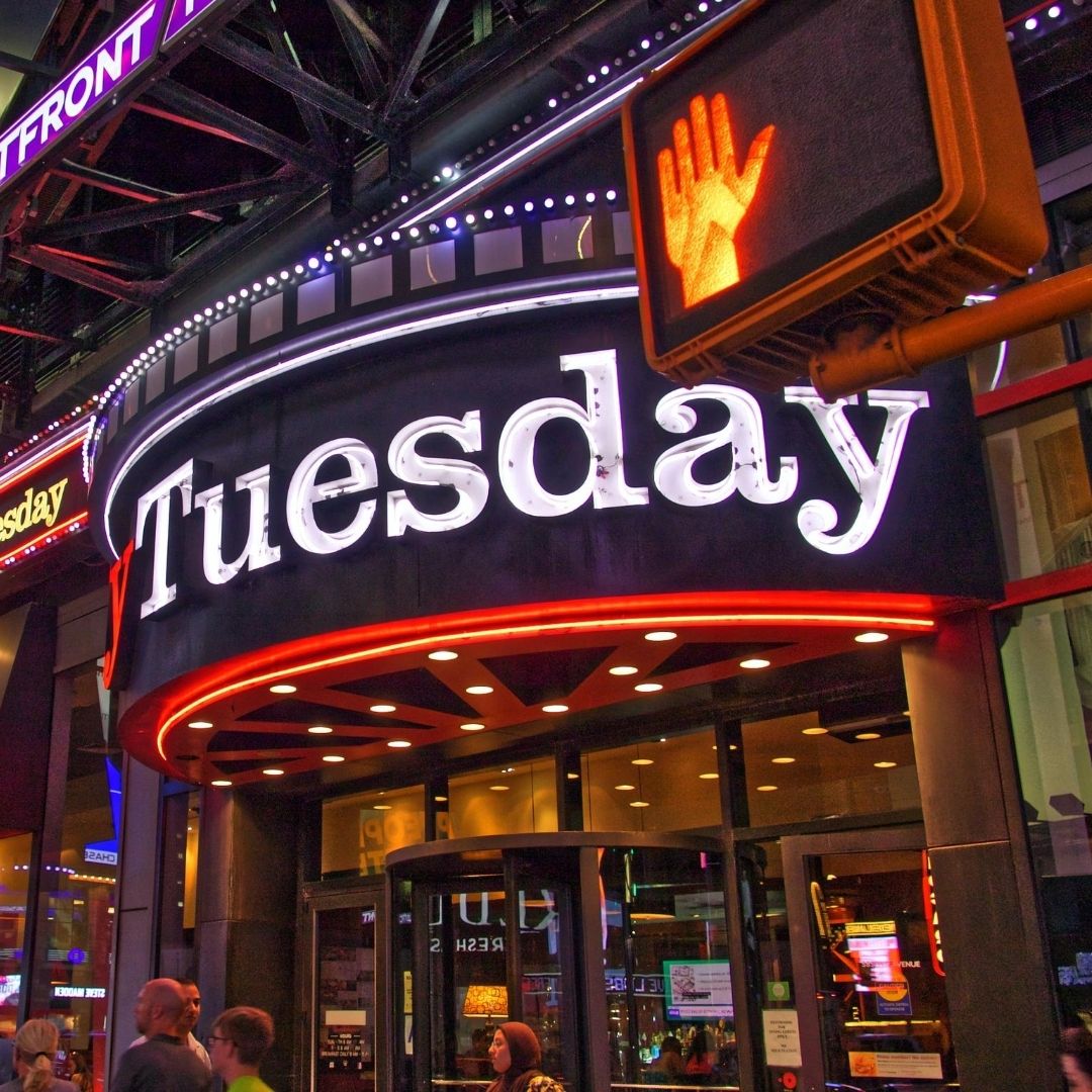 Just a friendly reminder what day it is! 😉😂 

Hope everyone's had a good #BankHoliday and is ready for the week ahead?!