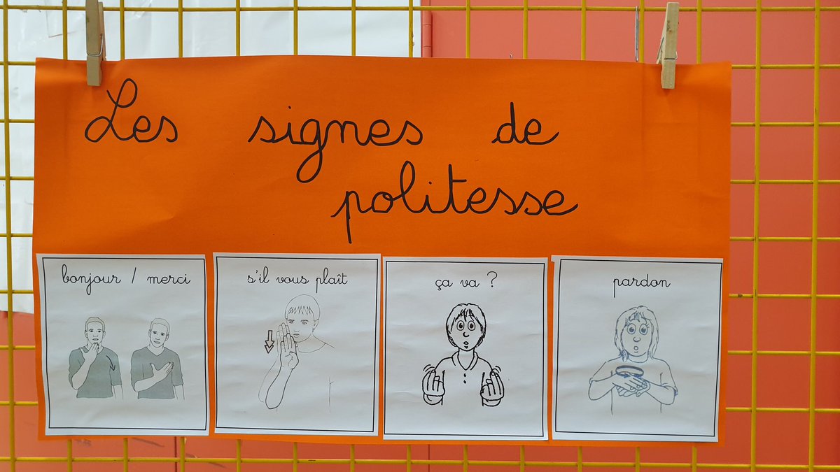 DanielAuverlot's tweet photo. Ma première visite de #rentrée2020 pour une classe de CM1-CM2 qui mêle des enfants sourds et entendants avant de rencontrer les nouveaux enfants qui intègrent aujourd'hui l'une des 3 classes #ULIS de l'école les Deux Parcs à Champs-sur-Marne. Un modèle pour l'école #inclusive ! https://t.co/na7BOzPKPB