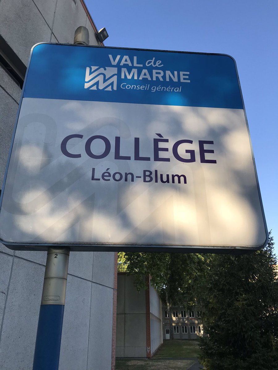 MardiryanS's tweet photo. #Rentrée réussie au #college Léon Blum avec l’équipe pédagogique et la municipalité d'@Alfortville_94.

Les protocoles sanitaires ont été respectés en toute sérénité pour le plus grand bien des élèves dont certains n’étaient pas retournés à l’#ecole depuis mars dernier! https://t.co/xbeRpbR7p9