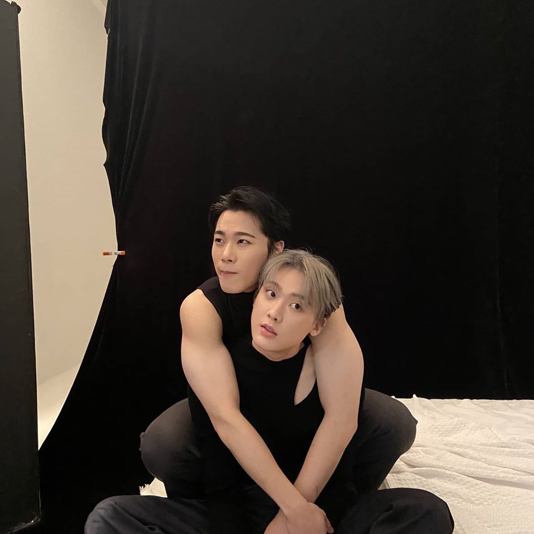 astrounitedph's tweet photo. 📸 200901 MOONBIN IG UPDATE
😇💭😈💭
#ASTRO #YOONSANHA #MOONBIN #FadeInOut @offclASTRO https://t.co/2PghO0amNH