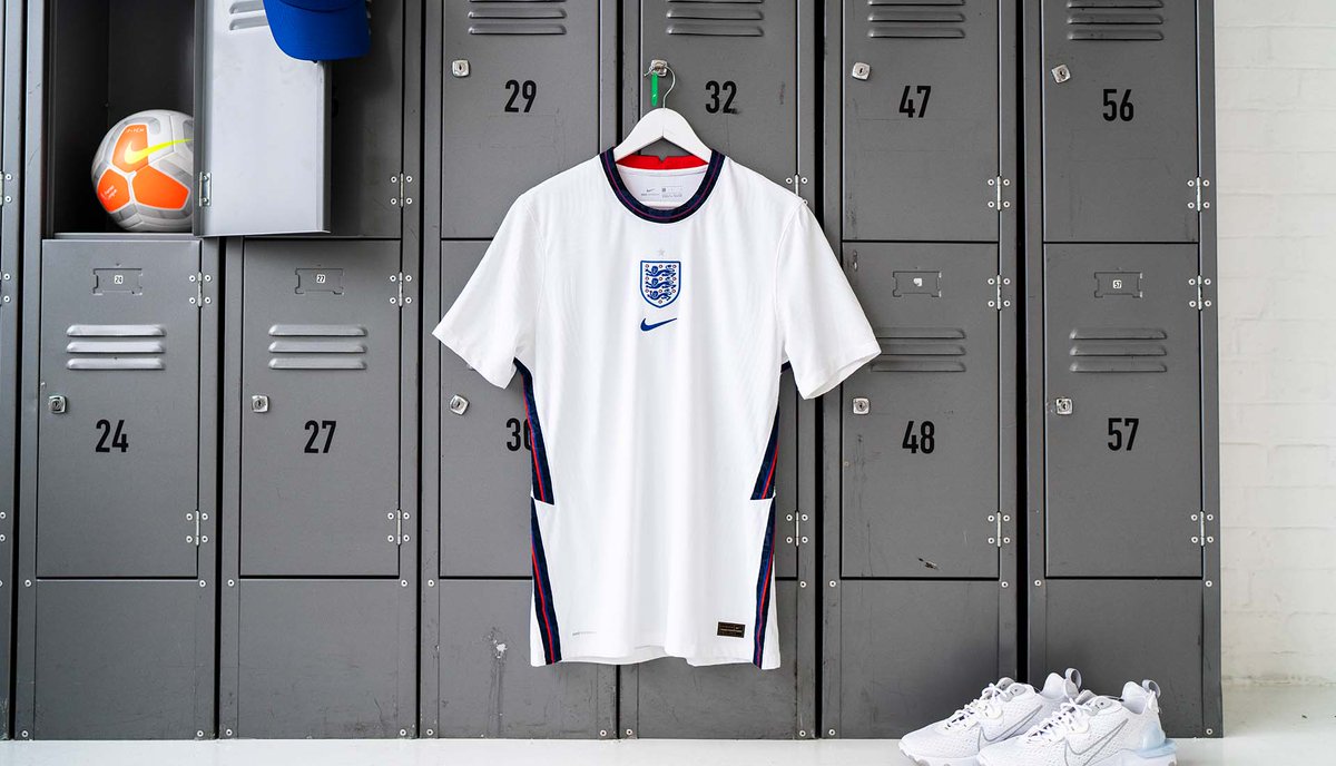 FootPollClub's tweet photo. 👕 | Home or away?

🔁 | England 2020/21 home shirt
❤️ | England 2020/21 away shirt https://t.co/uHkdVRIm7X