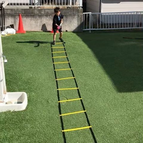 buff.ly/3juHI7h Never too young to start your dribbling training!  😄