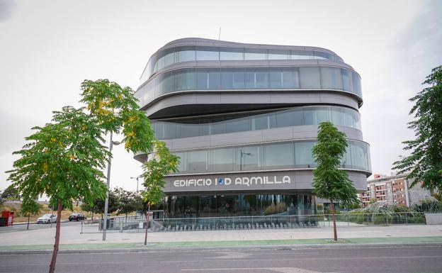 GRANADA > ARMILLA > PT DE LA SALUD >El PTS  logra captar empresas en plena crisis. Tres grandes compañías han mostrado su interés por instalarse en la planta libre del  edificio 'i+D Armilla