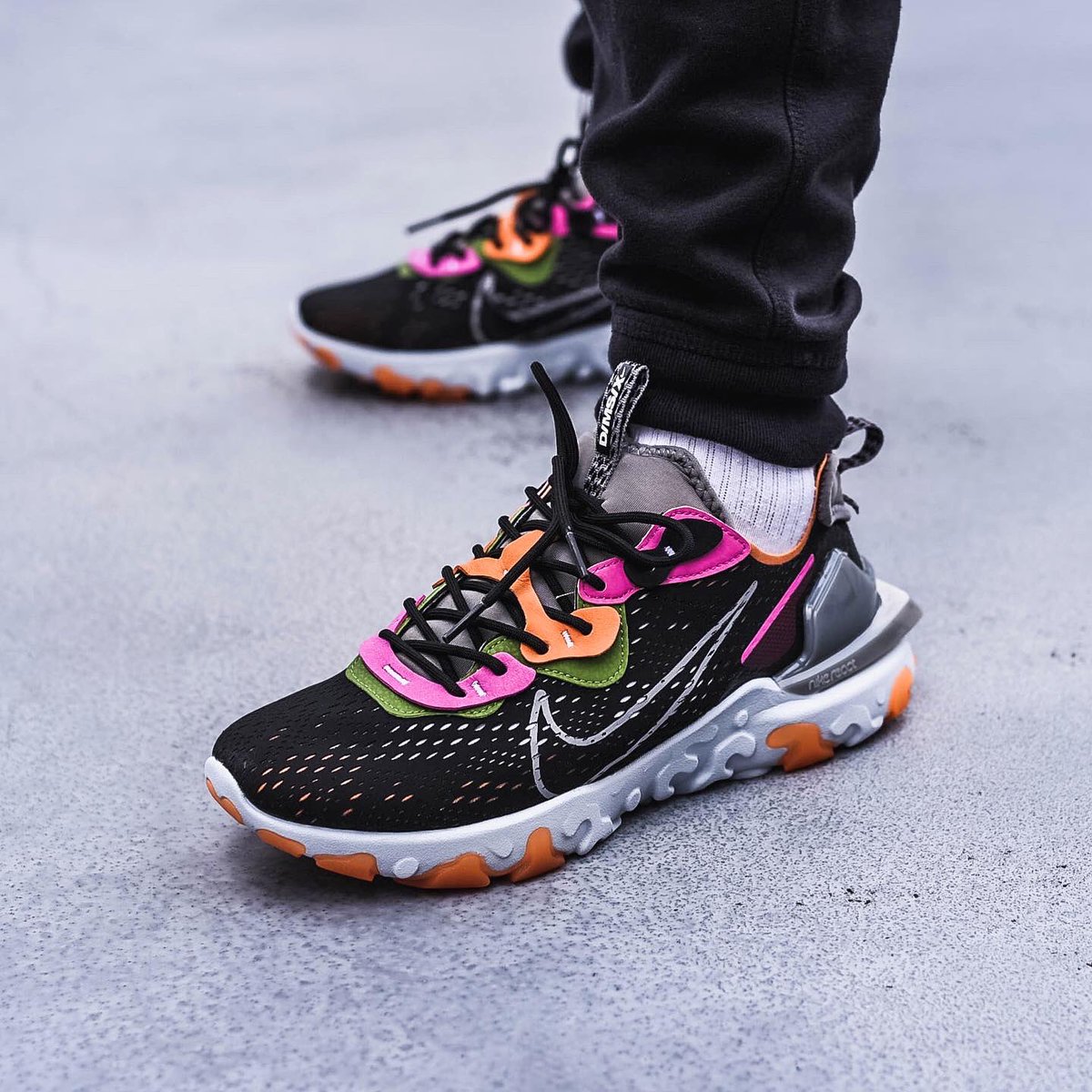 nike react vision fuchsia